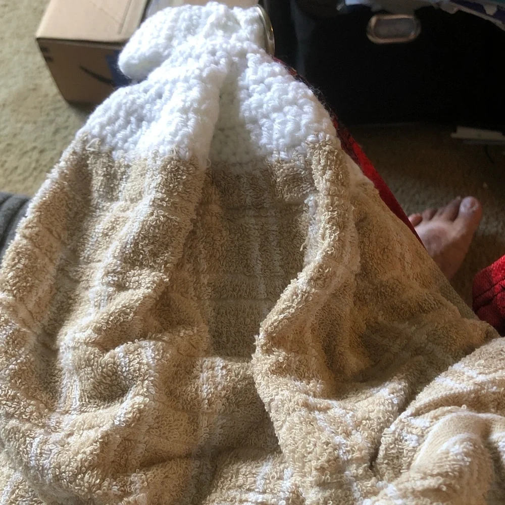 Cozy Two-Tone hand Towel - White & Beige